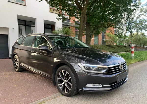 volkswagen passat Volkswagen Passat cena 81900 przebieg: 184300, rok produkcji 2019 z Lubraniec